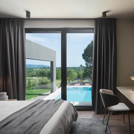 Caruso Villa *